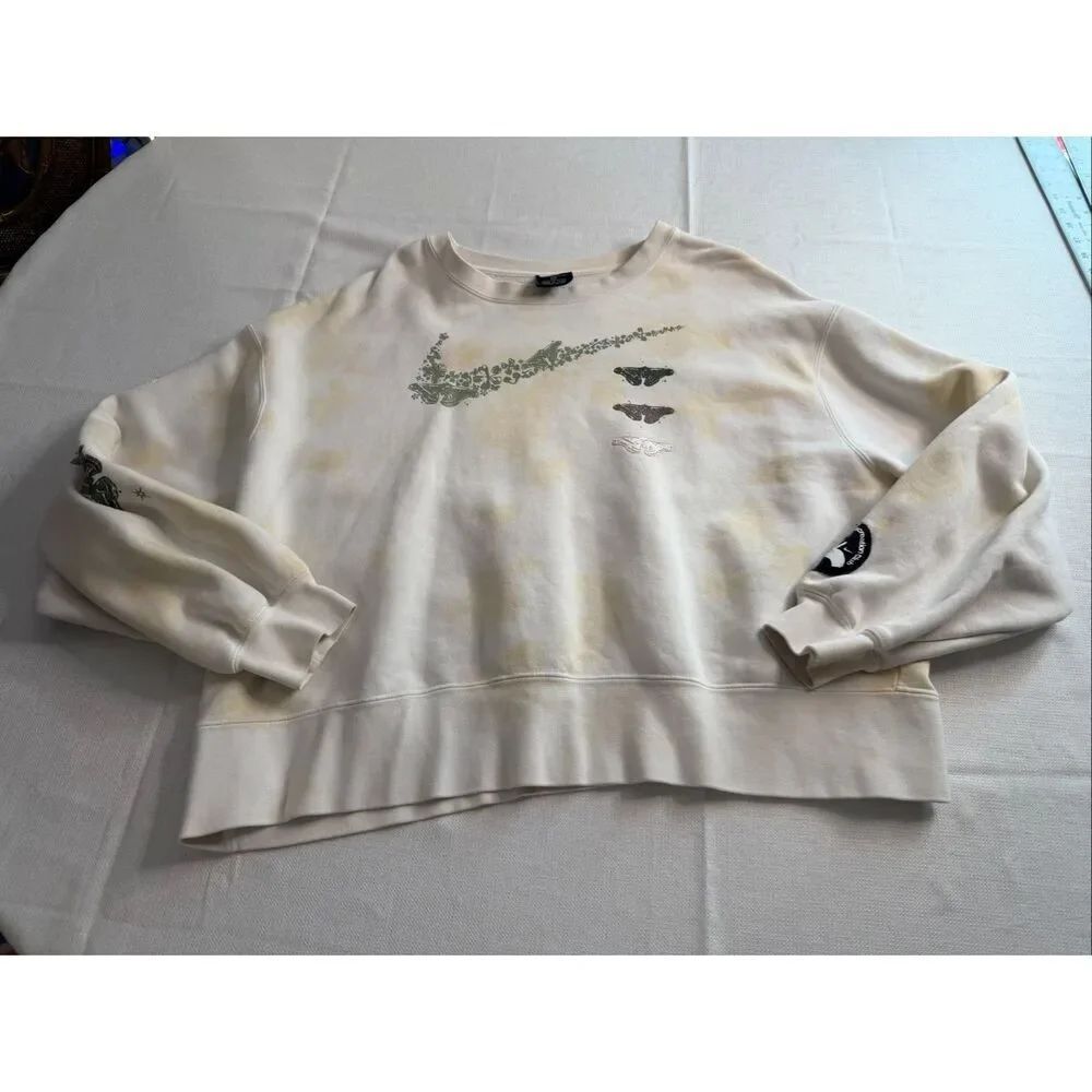 Nike Recreation Club Cropped Tie Dye Butterfly Pullover Sweatshirt Plus Size 2X